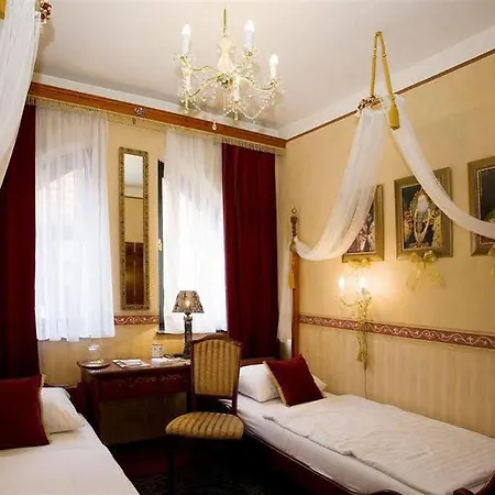 Hotel Best Western Janus Atrium Hotel 4*